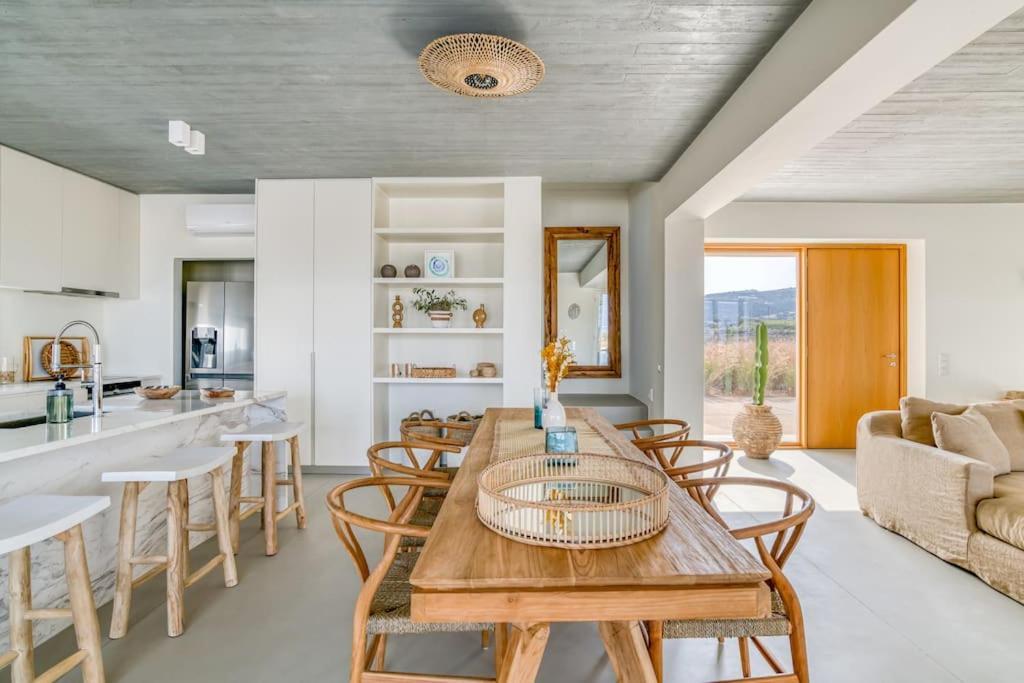 Villa Lampsi - Spacious & Modern Isterni  Exterior photo